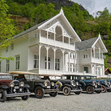 Husum Hotel Borgund Ngoại thất bức ảnh